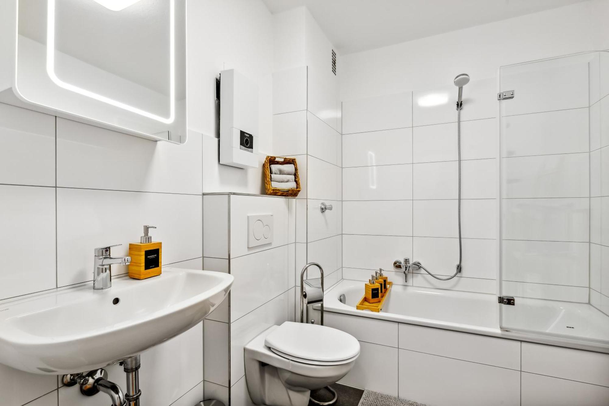 3 Zimmer, 68Qm, Parkplatz, Messe Dus, Logport, Duisport Duisburg Exterior foto